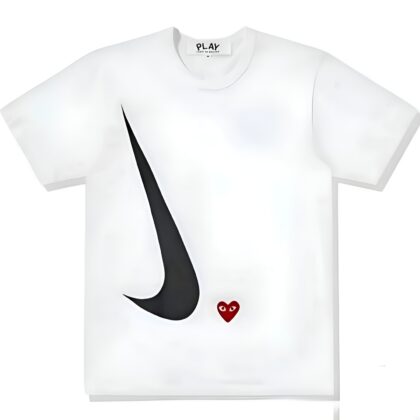 COMME DES GARCONS COLLAB NIKE WHITE T-SHIRT.